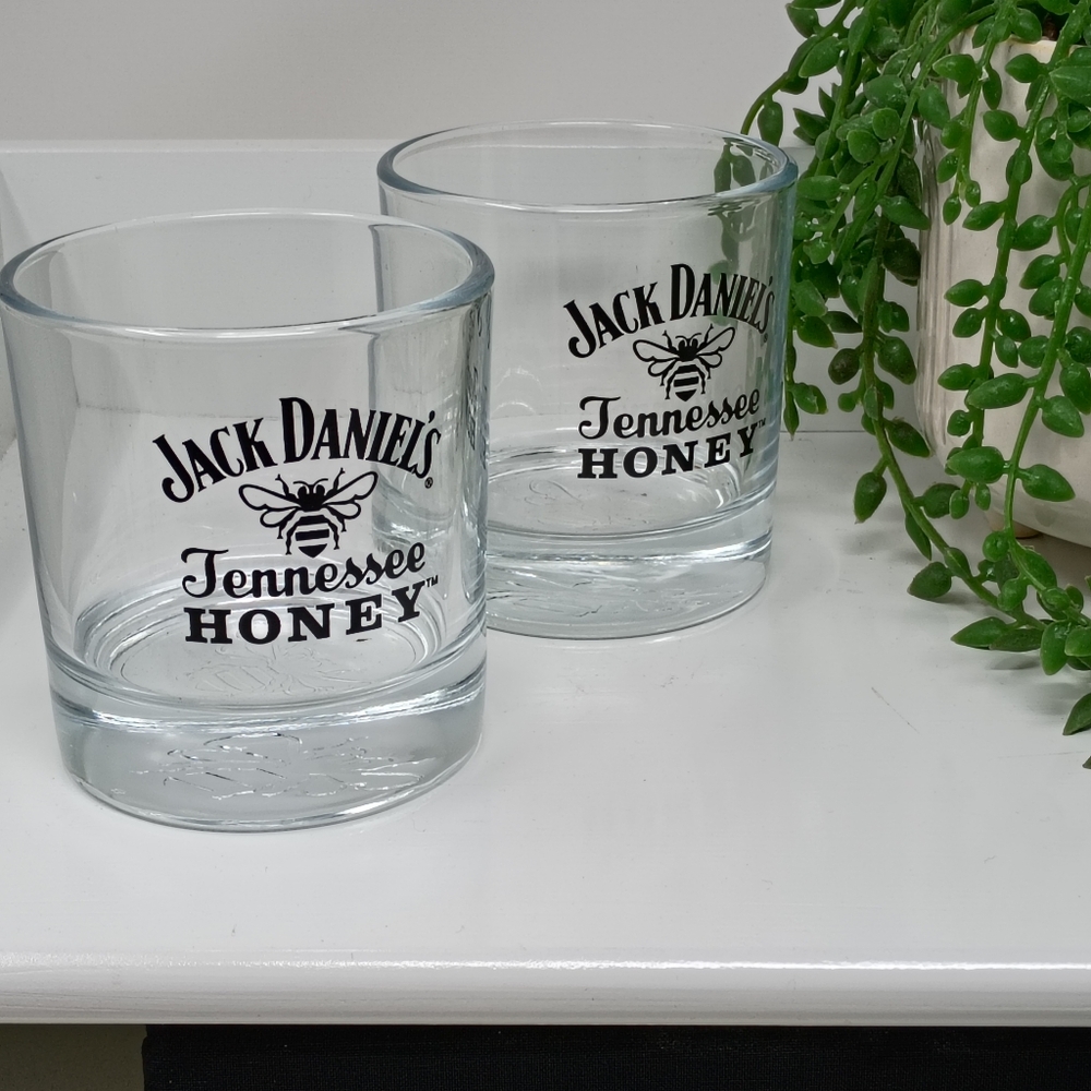Jack Daniels 2pc Set Burbon Glasses - Picture 2 of 5